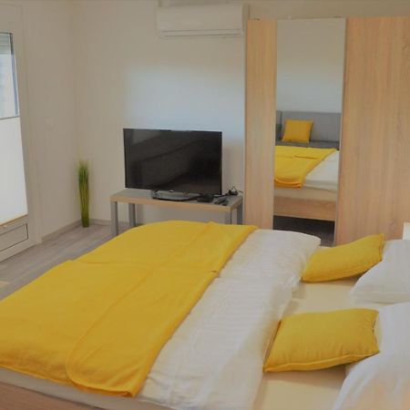 Apartma Vila Zigmund Церкница Екстериор снимка