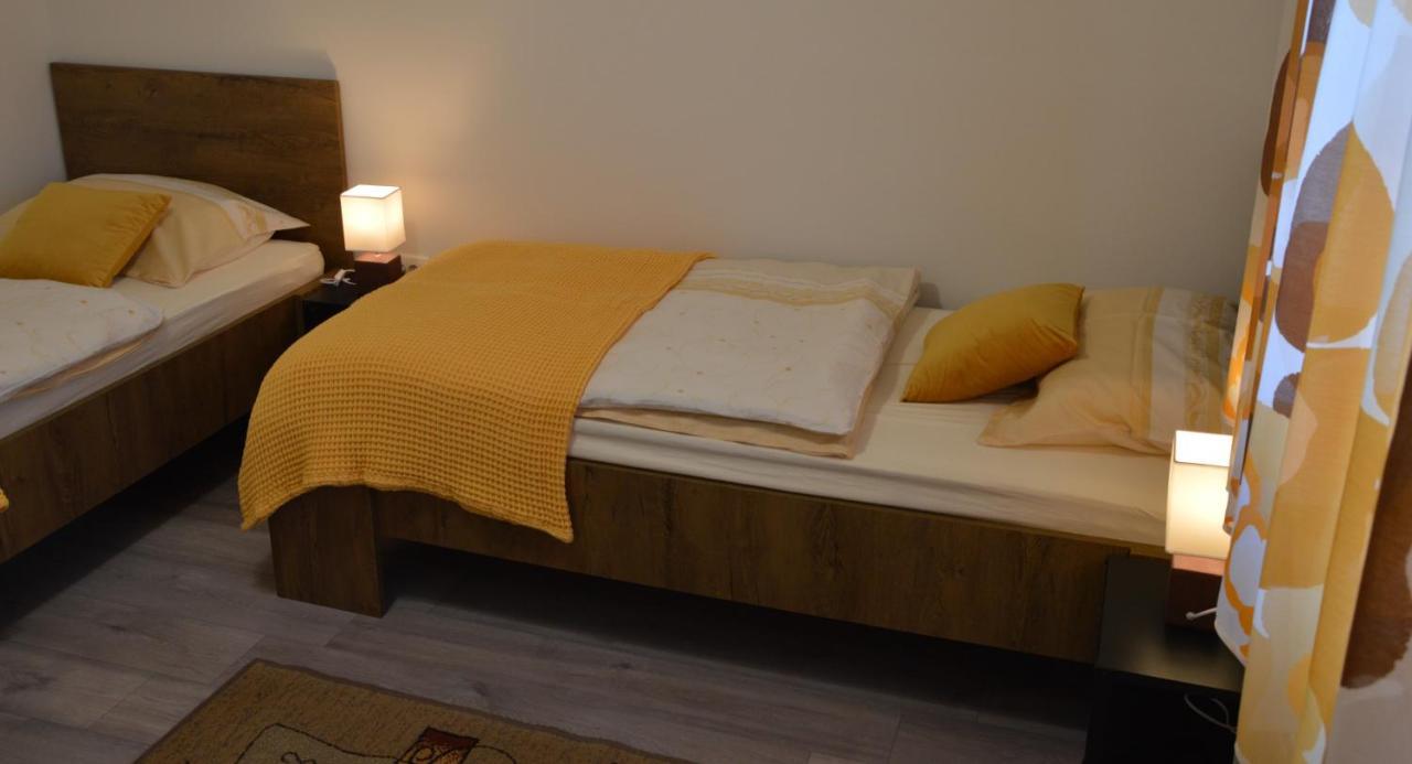 Apartma Vila Zigmund Церкница Екстериор снимка